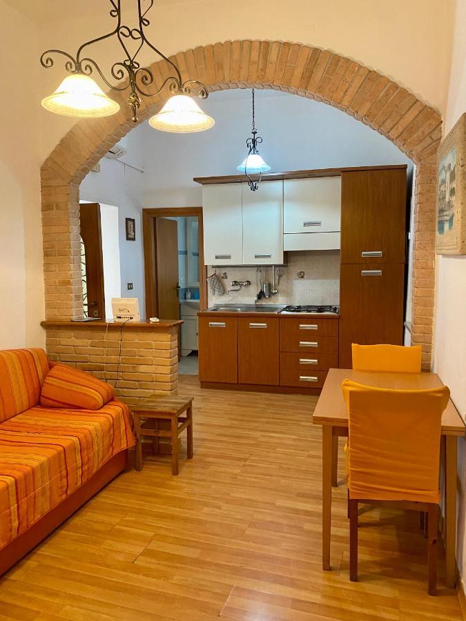Holiday House Ginevra 福尔米亚 外观 照片